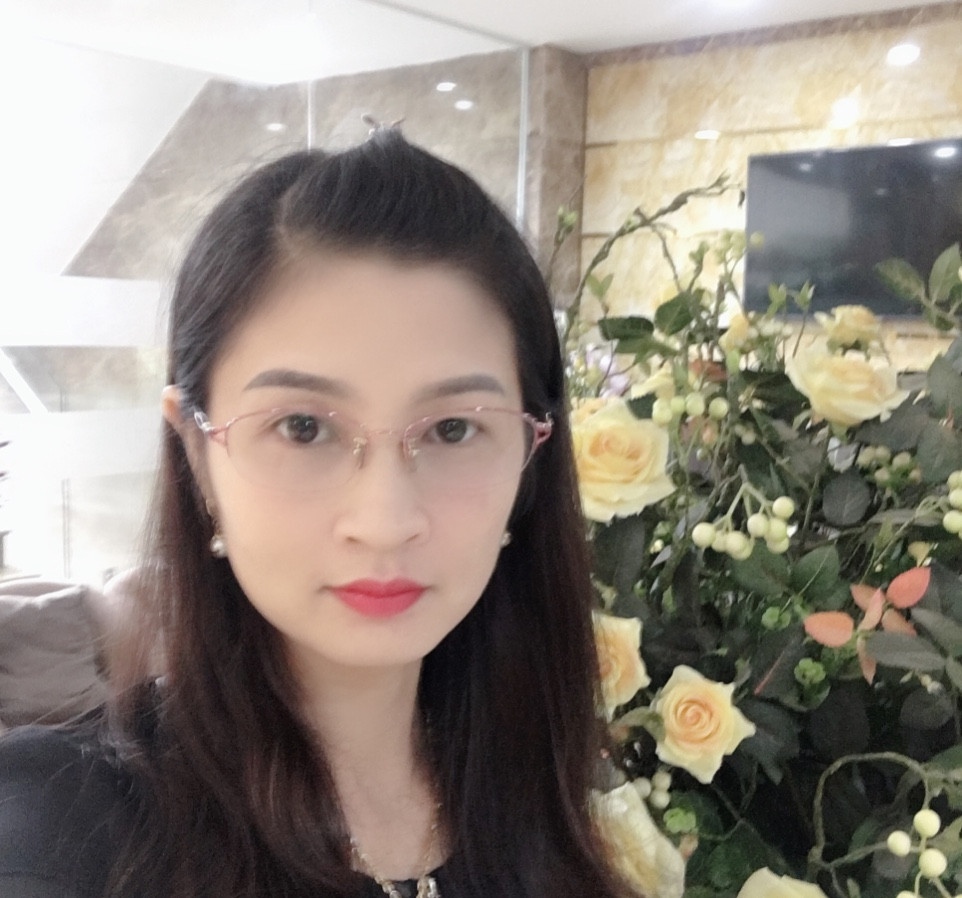 Hoàng Thị  Huyền