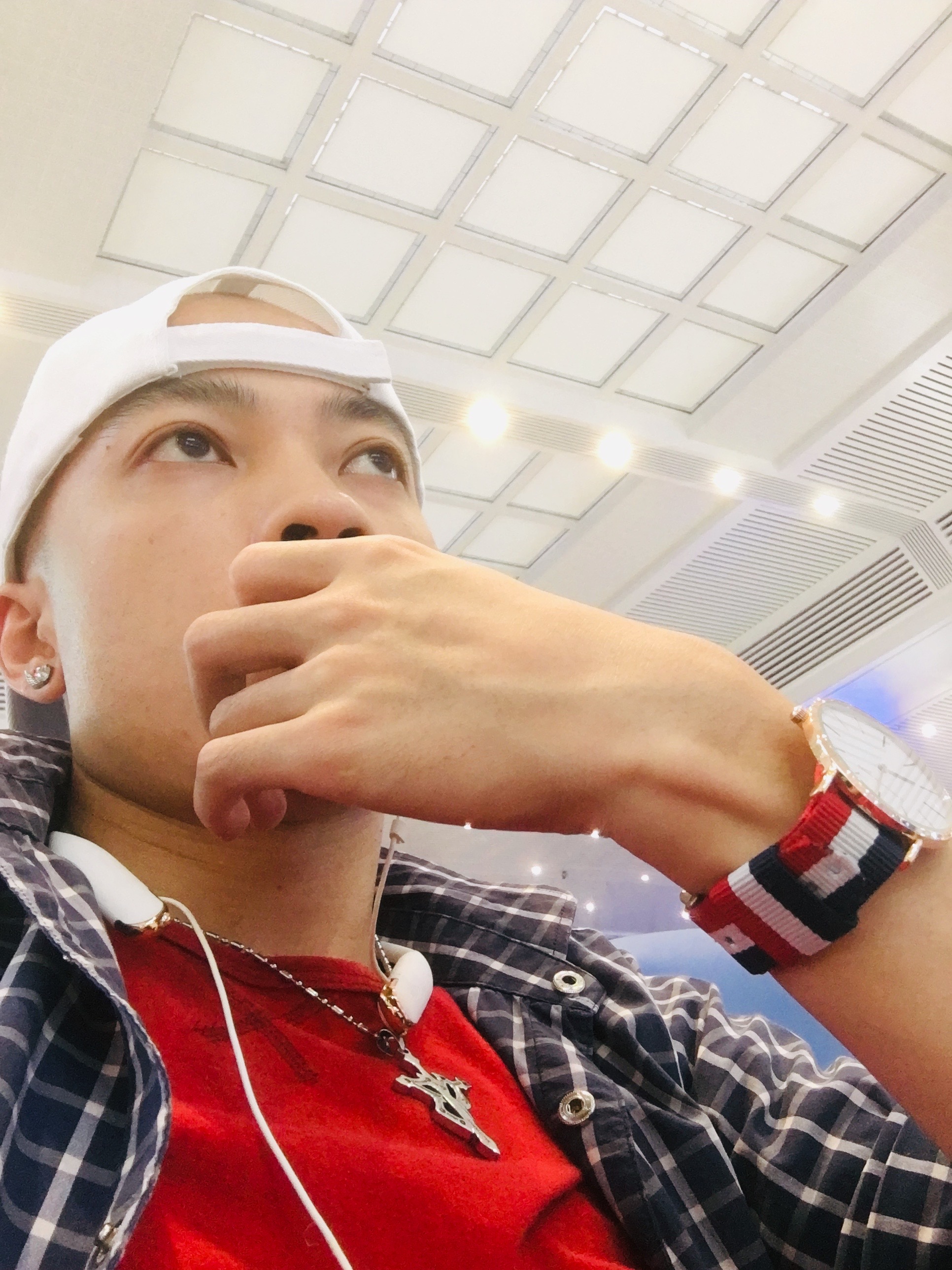 Vương Quốc Chính