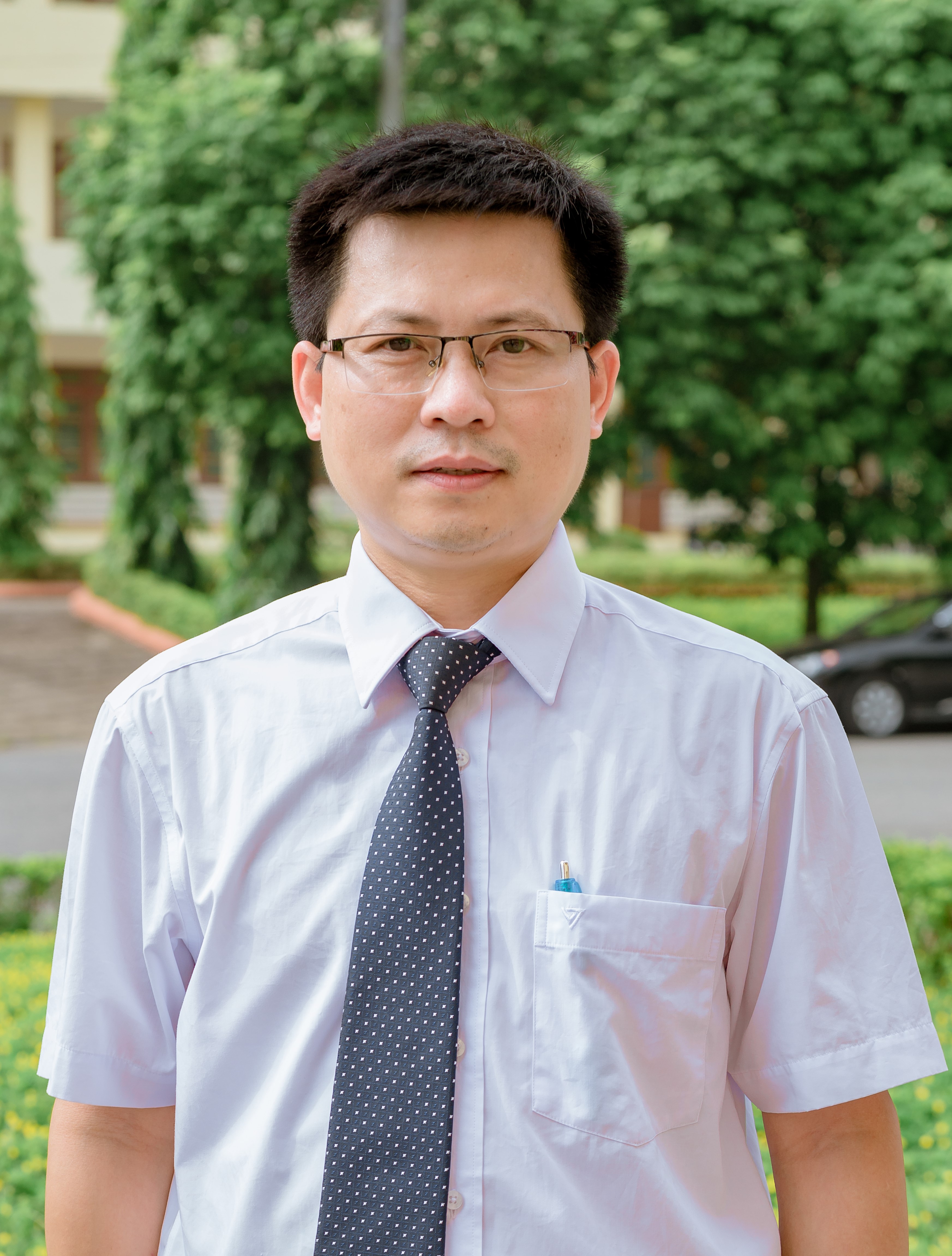 Nguyễn Tiến  Long