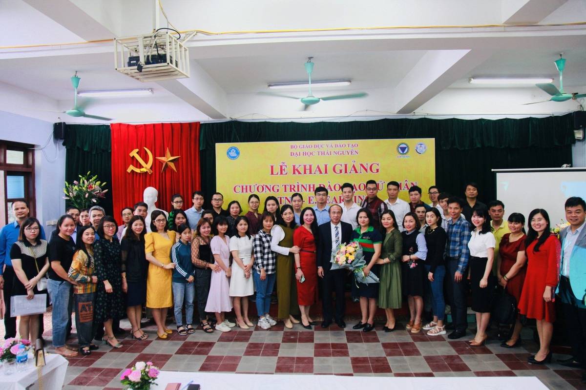 Lễ khai giảng chương trình đào tạo cử nhân TNU – E.LEARNING tại Hà Nội 18/04/2021